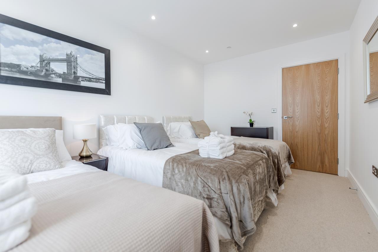 Luxury Stratford Apartment ลอนดอน ภายนอก รูปภาพ