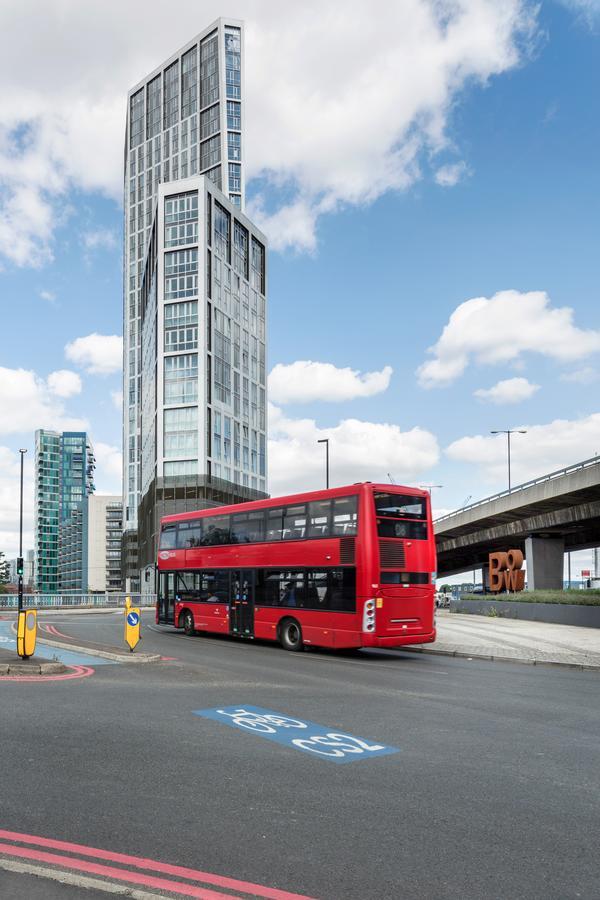 Luxury Stratford Apartment ลอนดอน ภายนอก รูปภาพ