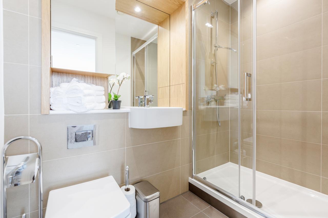 Luxury Stratford Apartment ลอนดอน ภายนอก รูปภาพ